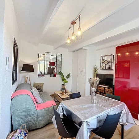 Apartment F2 Climatise Avec Terrasse A 100m Des Thermes Et Du Centre De - Fr-1-451-201 Lamalou-les-Bains