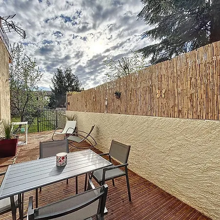 F2 Climatise Avec Terrasse A 100m Des Thermes Et Du Centre De - Fr-1-451-201 Apartman