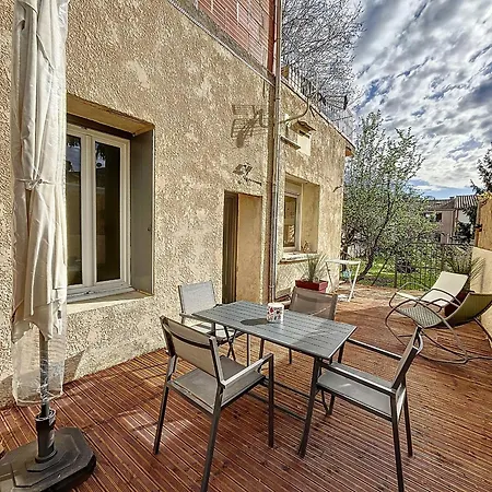 F2 Climatise Avec Terrasse A 100m Des Thermes Et Du Centre De - Fr-1-451-201 Apartment *