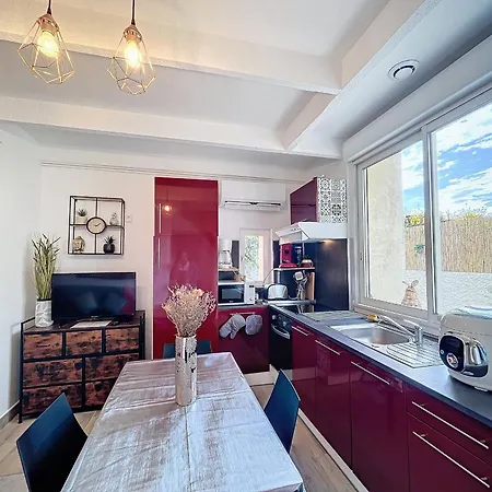 Apartment F2 Climatise Avec Terrasse A 100m Des Thermes Et Du Centre De - Fr-1-451-201